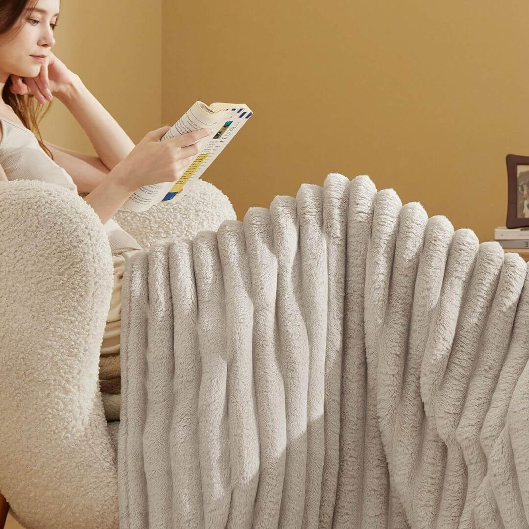 Warmzee™ Cozy Cloud Fleece Blanket